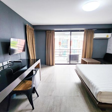 בנגקוק Watana Hotel מראה חיצוני תמונה